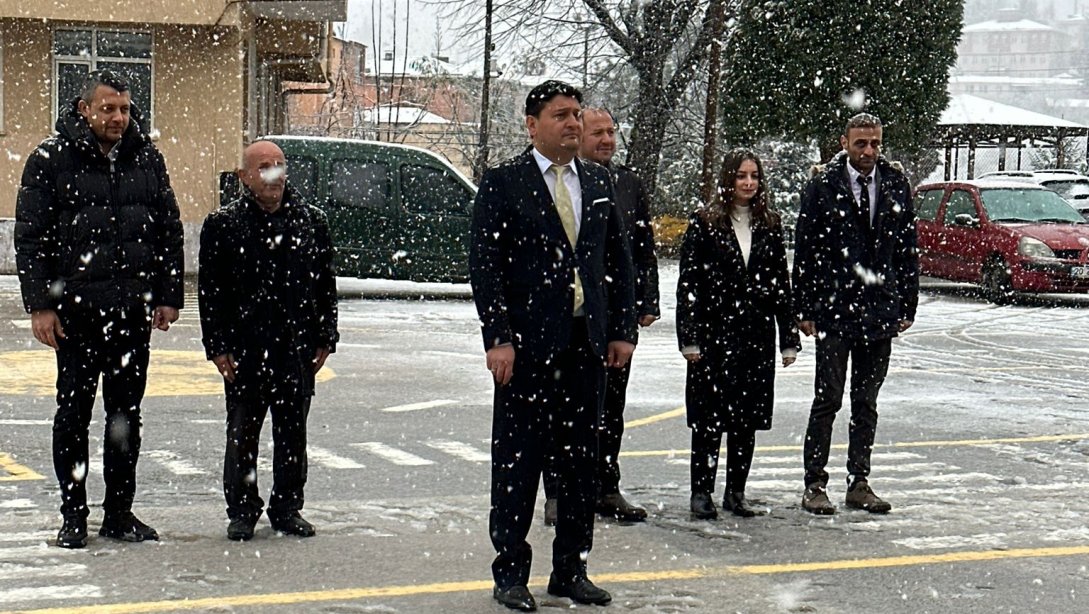 24 Kasım Öğretmenler Günü Kapsamında Çelenk Sunma Töreni Gerçekleştirildi